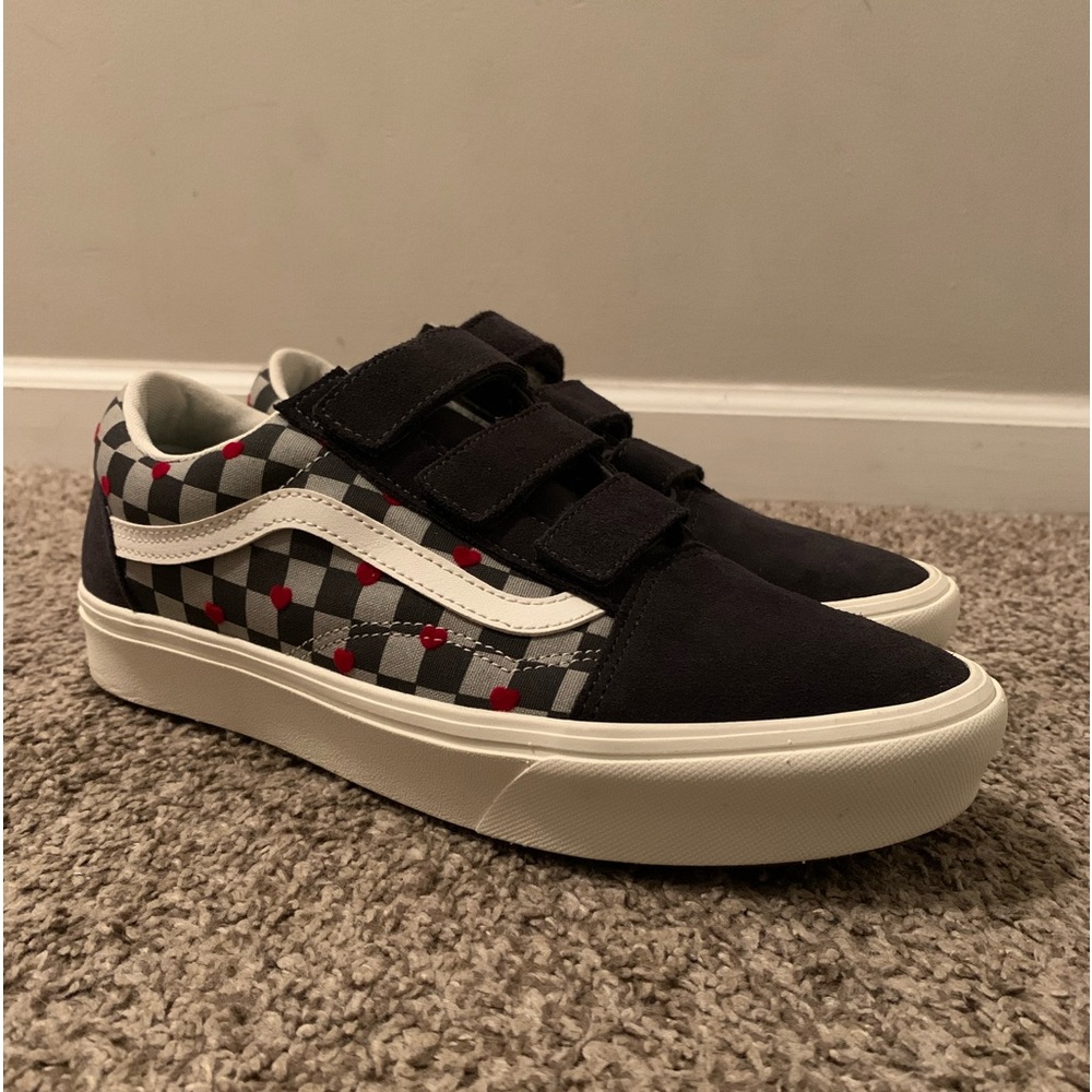 ‼️sold‼️Vans Old Skool autism awareness
